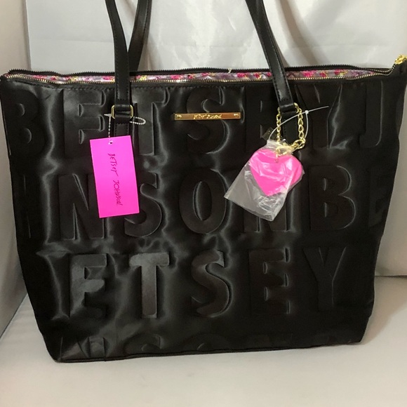Betsey Johnson Handbags - Betsey Johnson yoga tote weekend bag